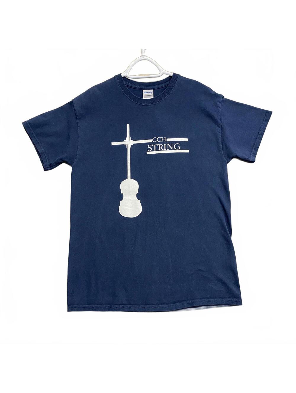 Gildan Navy Blue Graphic T-Shirt with CCH String Design Size Medium